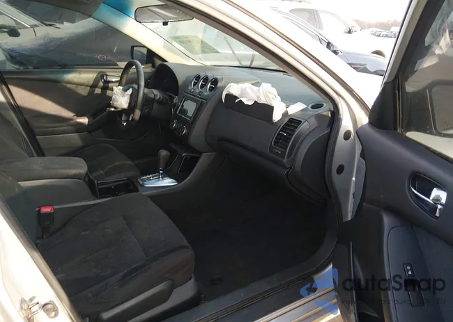 1N4AL2AP5AN514729: 44238410