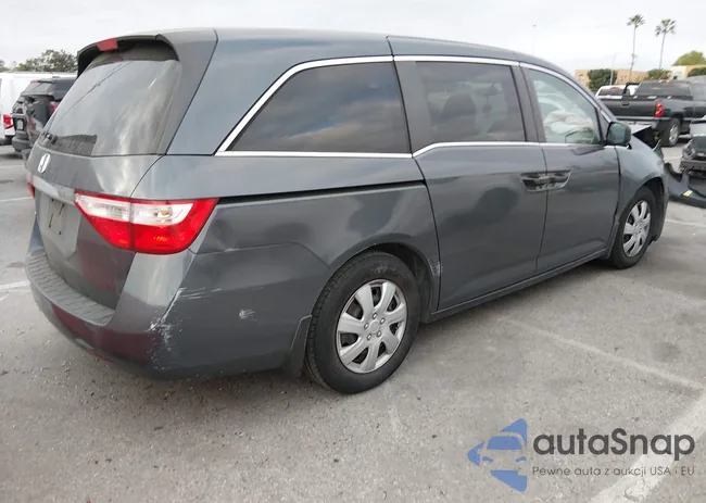 5FNRL5H28DB042201: 44238495