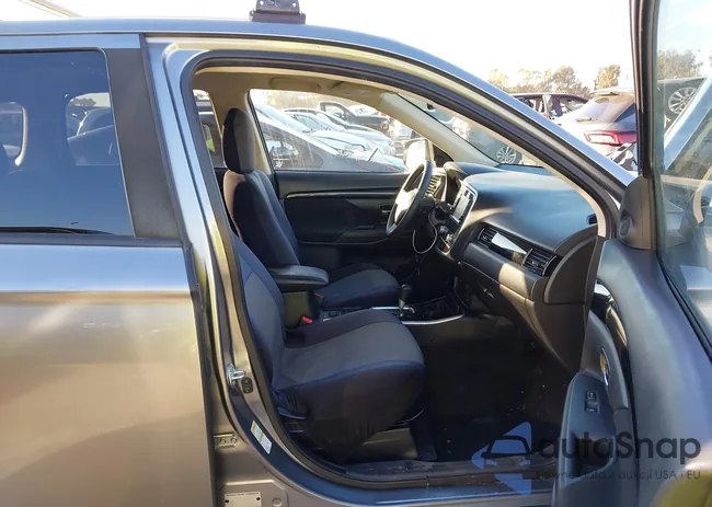 JA4AD2A32LZ003988: 44238519