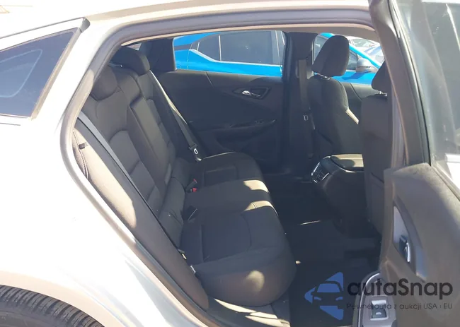 1G1ZD5ST3LF031110: 44238531