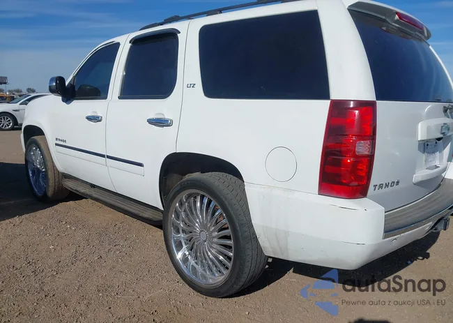 1GNFC33049R225228: 44238600