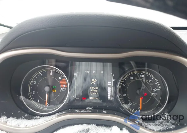 1C4PJMAB8GW241881: 44238637