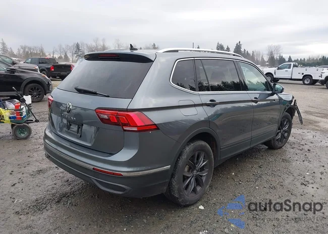 3VV3B7AX2NM088096: 44238649