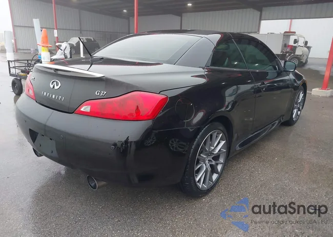 JN1CV6FE5DM230302: 44238748