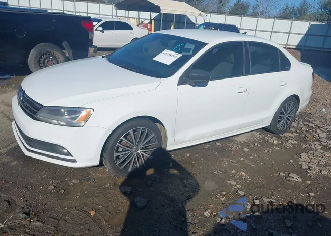 3VWD17AJ5GM299438: 44238890