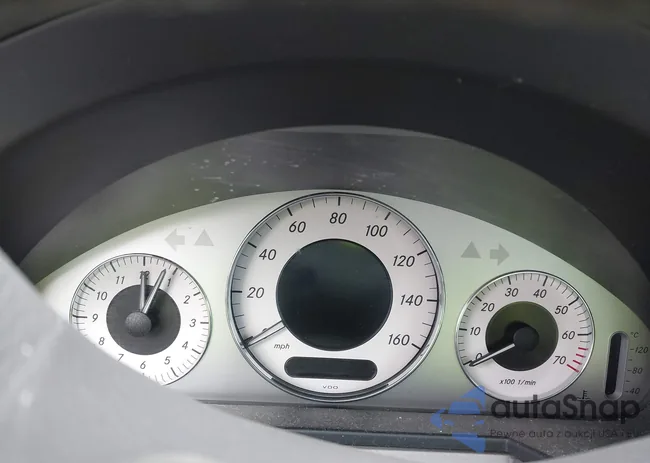 WDBUF56X07B111890: 44237953