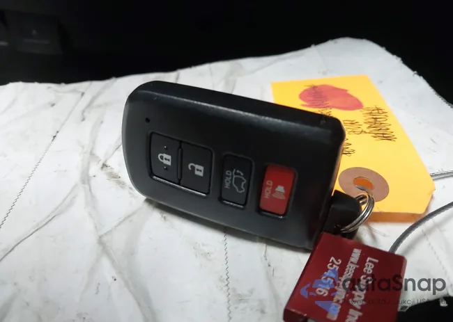 2T3RFREVXJW728629: 44238082