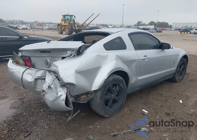 1ZVHT80N585111563: 44238158