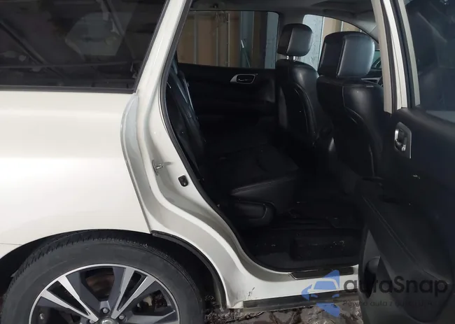 5N1DR2MN0HC649814: 44238295