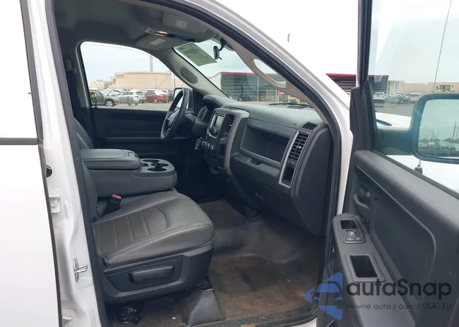 1C6RR6FG6JS296529: 44238296