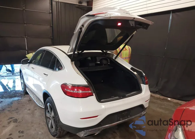 WDC0J4KB1JF403898: 44239304