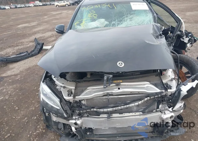 W1KWF8EB2MR618705: 44239341