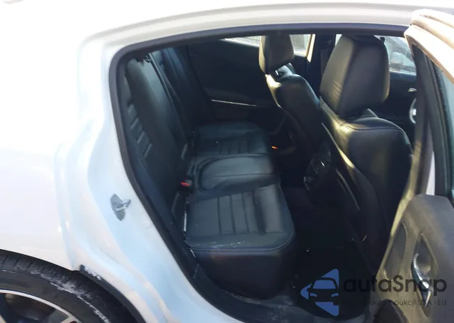 2C3CDXDTXEH372192: 44239343