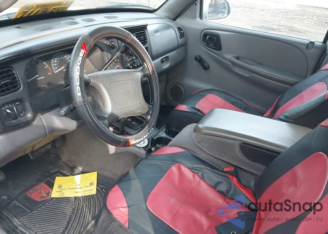 1B7GG22X2YS769180: 44239349