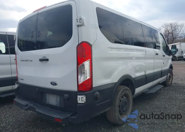 1FBZX2ZG7KKA22832: 44239407