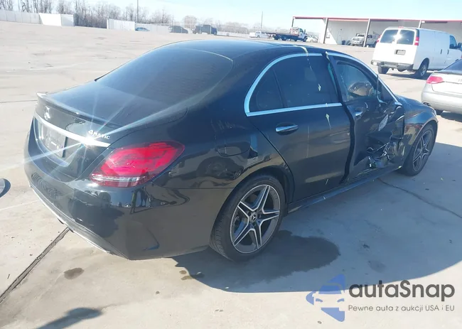 W1KWF8EB5LR576514: 44239410