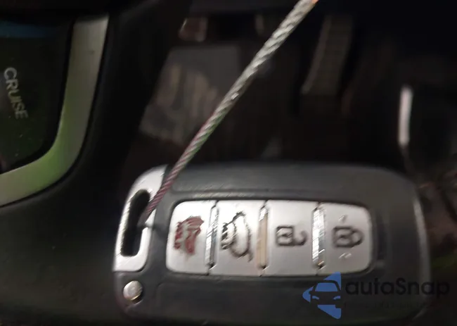 KMHTC6AD8EU191509: 44239619