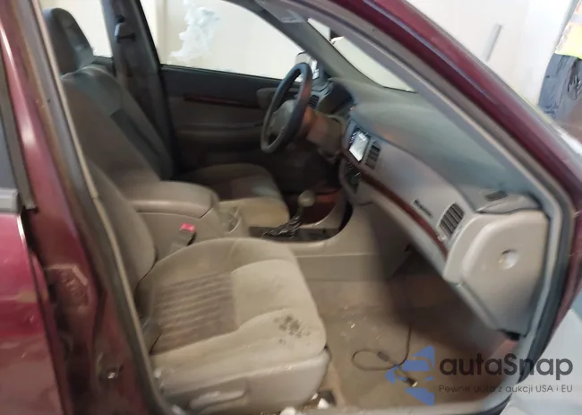 2G1WH52K739245931: 44239654