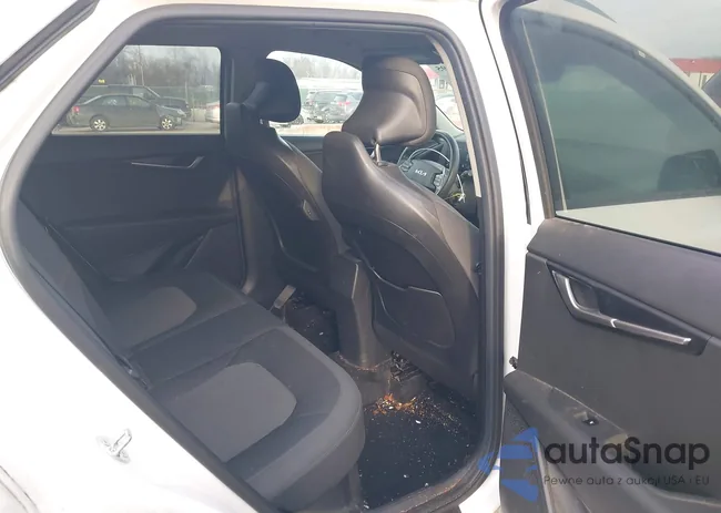 KNDCP3LEXR5146939: 44239695