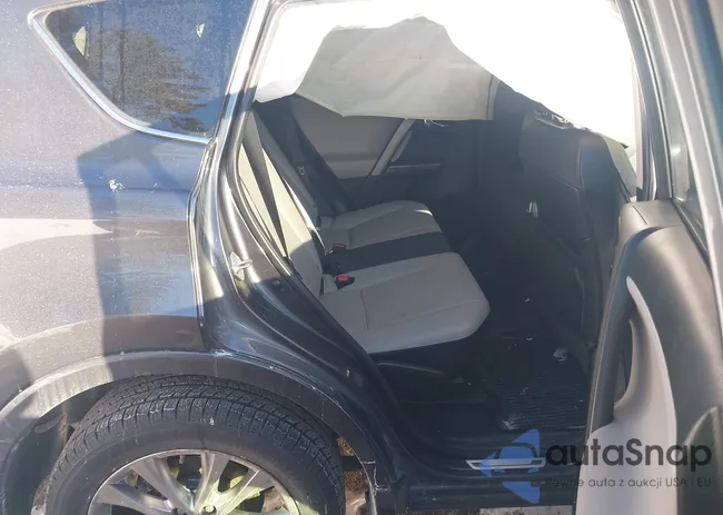 2T3DFREV9JW758442: 44239702