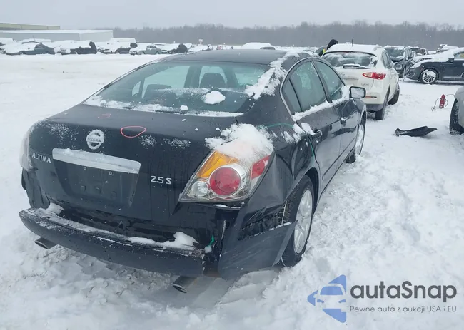 1N4AL2AP9BN416725: 44239748