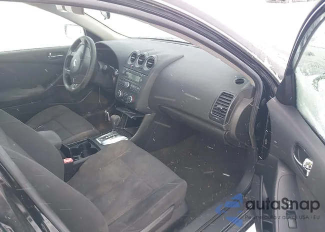 1N4AL2AP9BN416725: 44239748