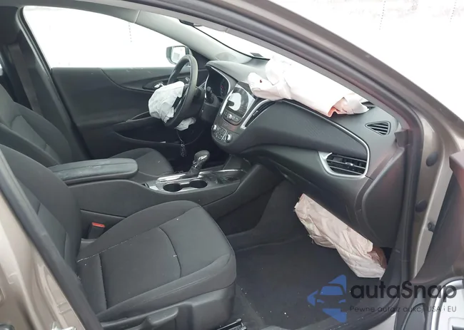 1G1ZD5ST0PF145748: 44239770