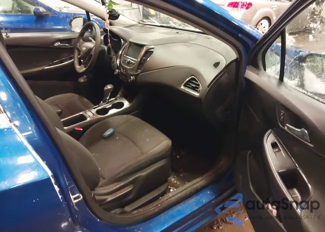 1G1BE5SMXH7172152: 44239800