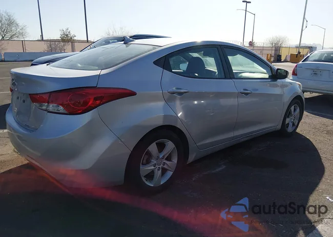 KMHDH4AEXCU274214: 44238979