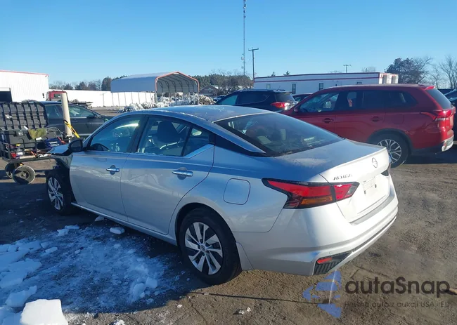 1N4BL4BV8RN404489: 44239027