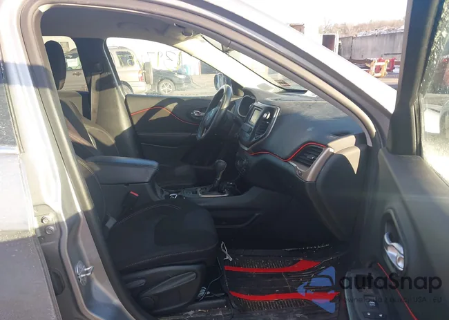 1C4PJMCB2FW534851: 44239061