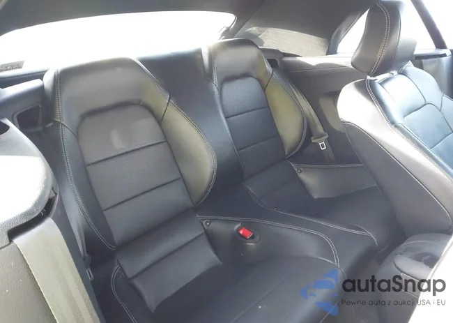 1FATP8UH4L5166042: 44239074