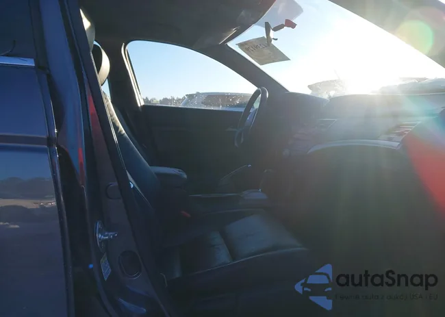 1HGCP2F68CA239697: 44239129