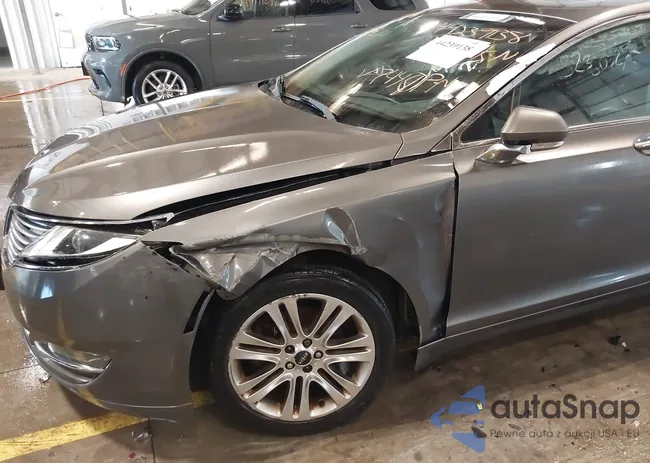 3LN6L2JK2ER827448: 44239138