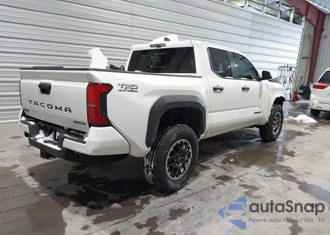 3TYLC5LN1ST028824: 44239151