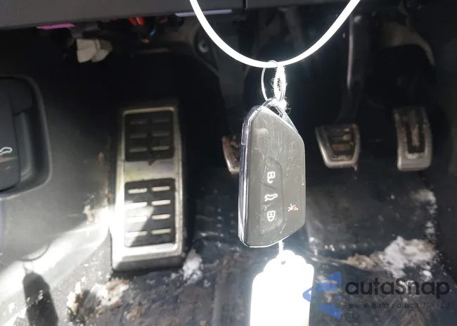 WVWH87CD2NW213135: 44239153