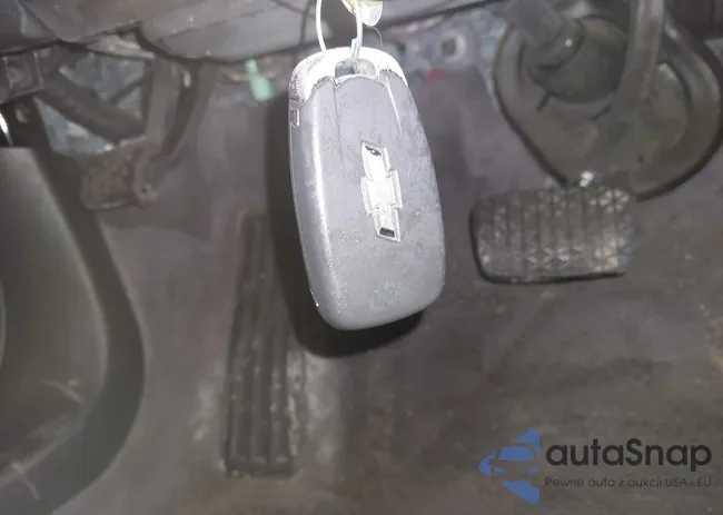 1G1ZG5ST1KF210865: 44239158