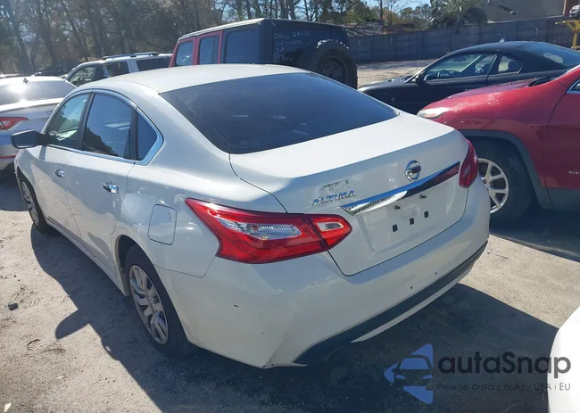 1N4AL3AP1GC228032: 44239174