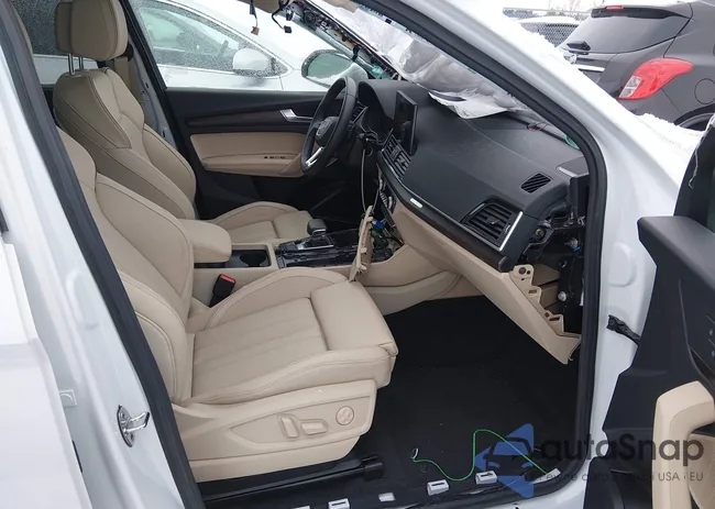 WA1FAAFY1S2026053: 44239231