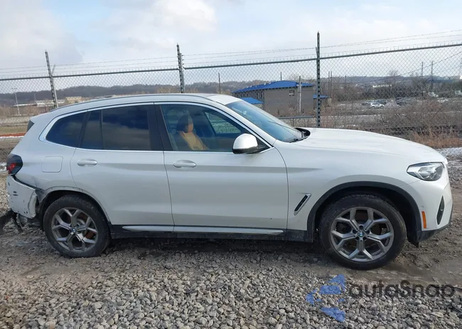 5UX53DP01P9S65668: 44239233