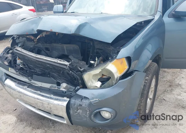 1FMCU9EG3BKC08212: 44240455