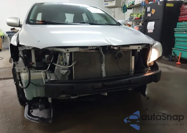 2T1BU4EE6DC011900: 44240531