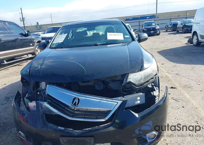 JH4CU2F69BC004900: 44240551