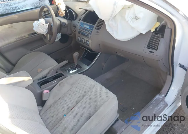 1N4AL11D05C208295: 44240584