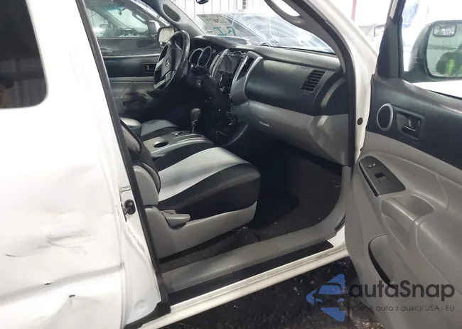 5TFUX4EN5DX021707: 44240733