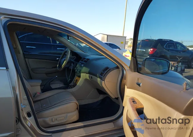 1HGCM665X4A067617: 44240736