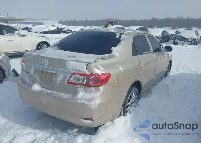 2T1BU4EEXDC922554: 44240744