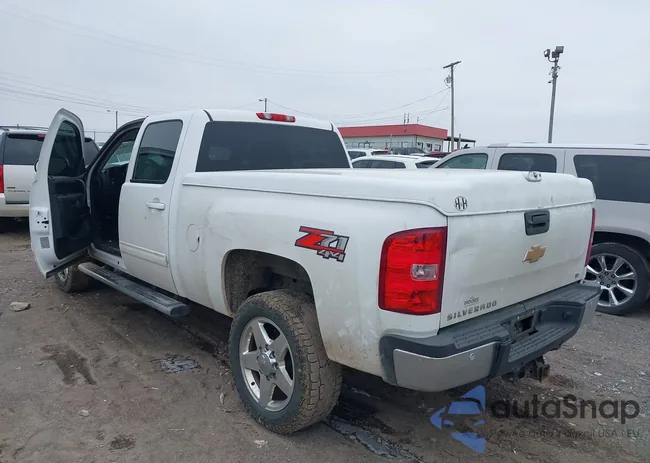 1GC1KXC80DF170628: 44239913