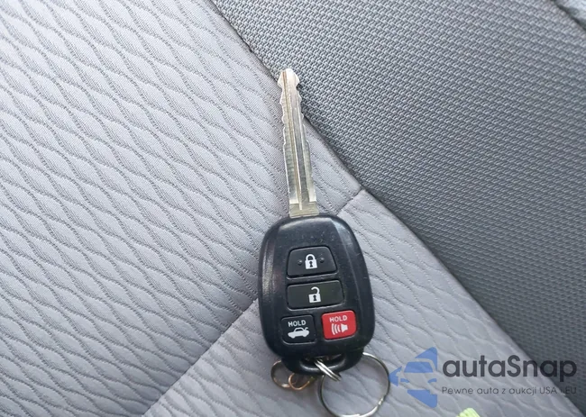 2T1BURHE5FC405982: 44239966