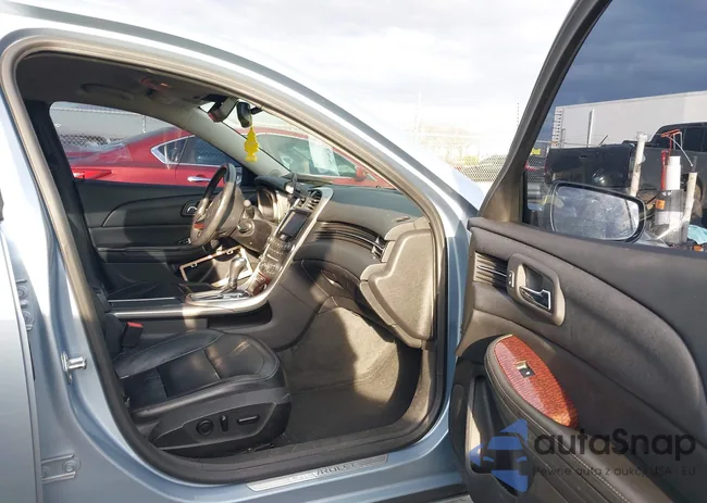 1G11H5SA5DU126426: 44240035